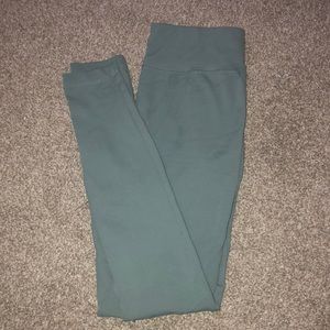 Size small leggings